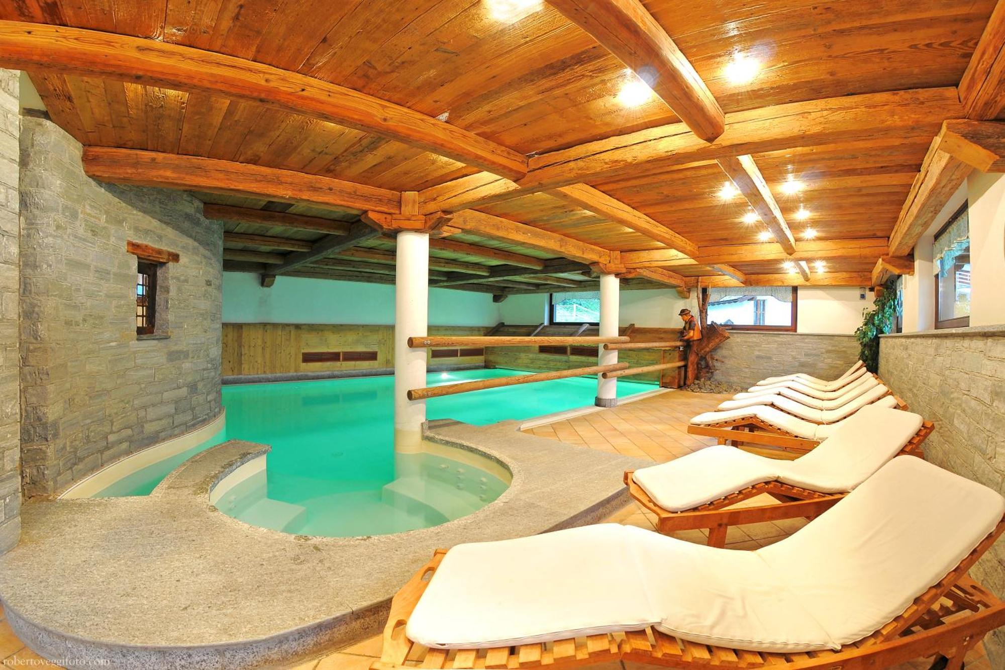 Hotel Jolanda Sport Gressoney-la-Trinité Buitenkant foto