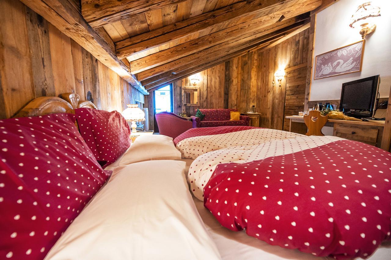 Hotel Jolanda Sport Gressoney-la-Trinité Buitenkant foto