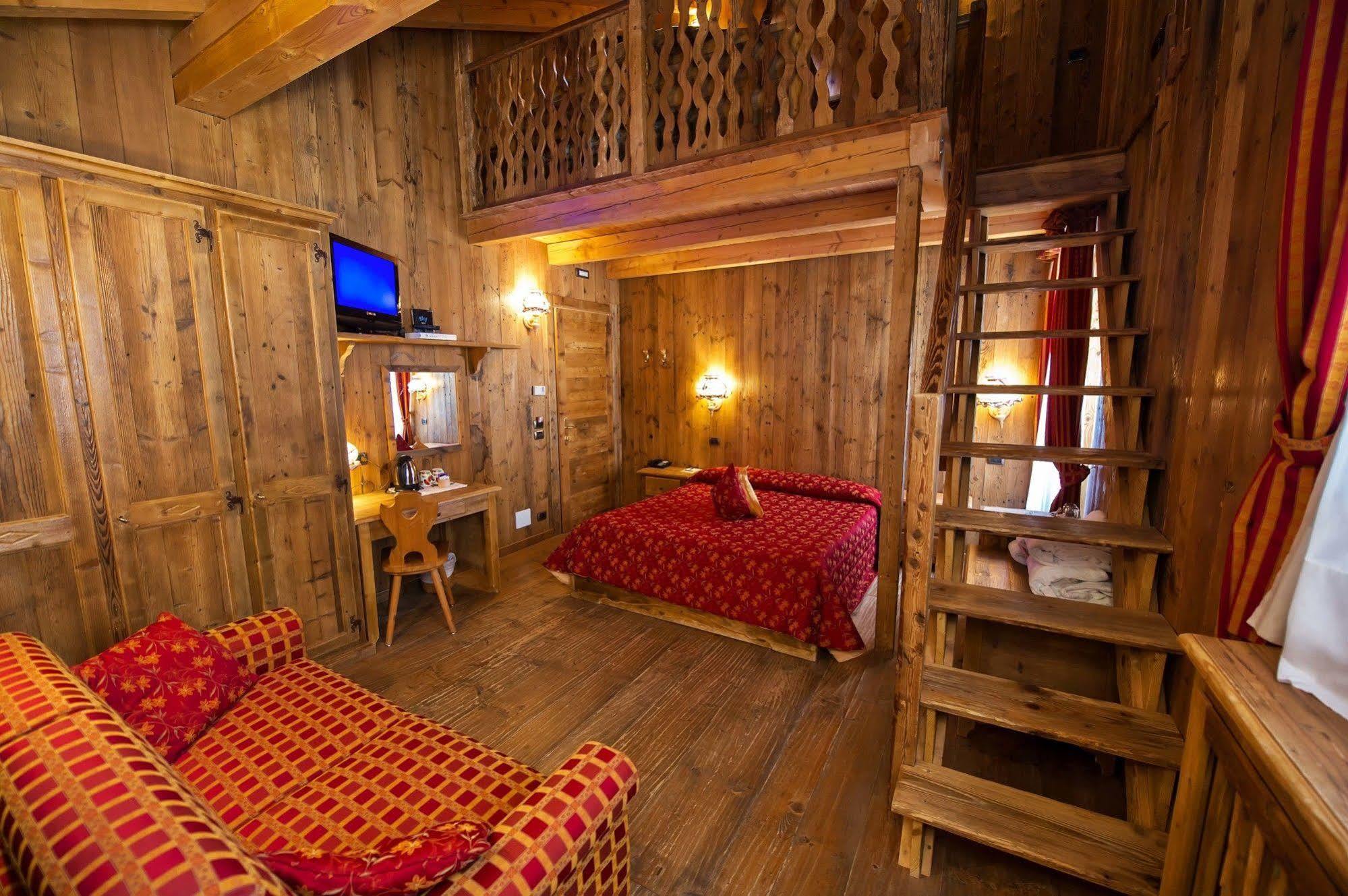 Hotel Jolanda Sport Gressoney-la-Trinité Buitenkant foto