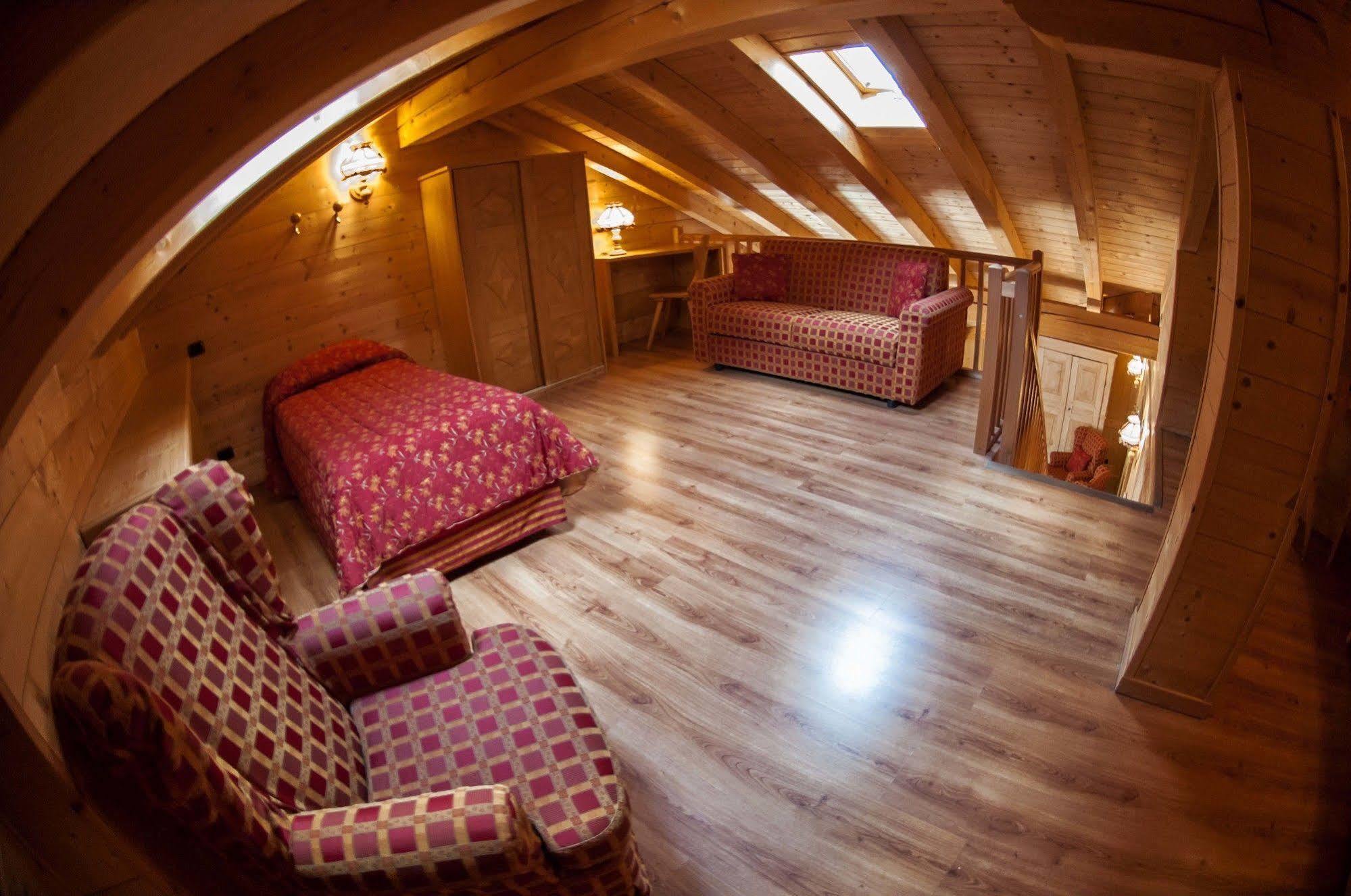 Hotel Jolanda Sport Gressoney-la-Trinité Buitenkant foto